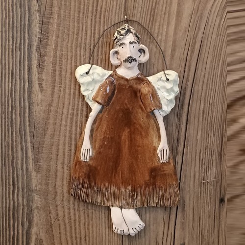 anioł ceramiczny z wąsami wariant 5.jpg