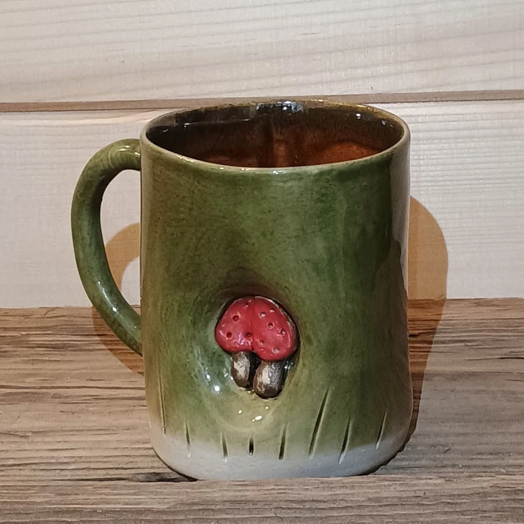 kubek z muchomorkami.jpeg