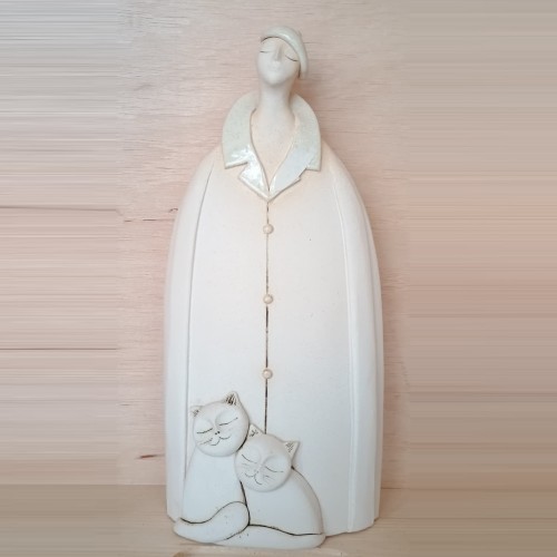 figurka ceramiczna mężczyzna z kotem 2.jpg