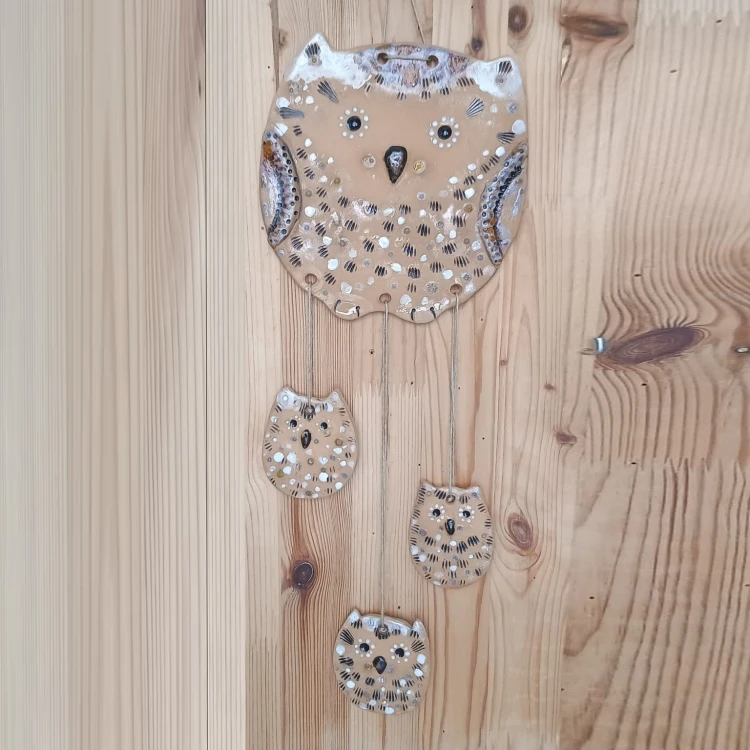 Dekoracja ceramiczna sowa z sówkami.jpeg